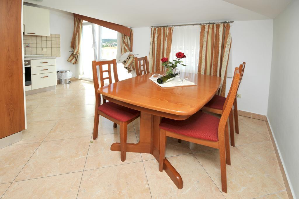 Apartments Villa Lida Trogir Buitenkant foto