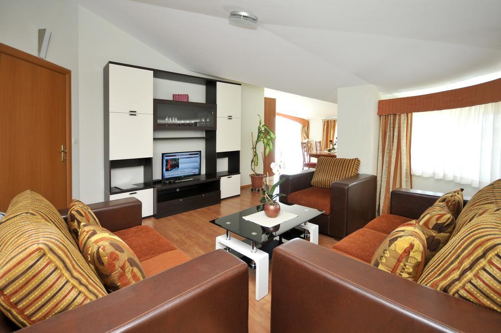 Apartments Villa Lida Trogir Buitenkant foto